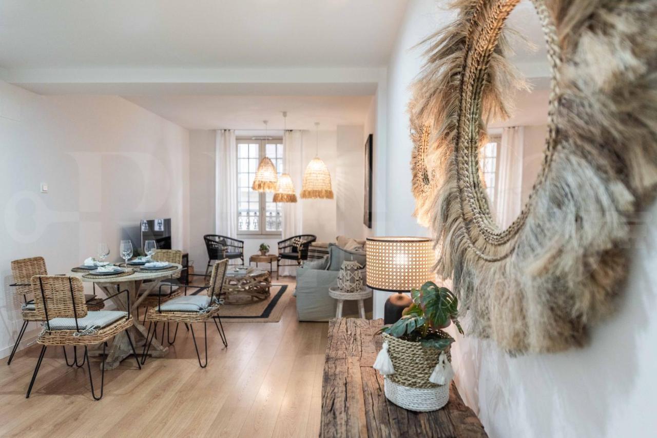 Lovely Boho Apartment With Parking - Historic Center By Rems มาลากา ภายนอก รูปภาพ